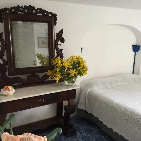 Casa Adriana Oda ve Kahvaltı Anacapri (Isola di Capri)